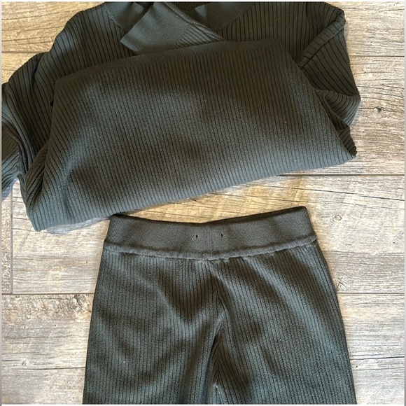 Tea N Rose Matching Set - Picture 2 of 2